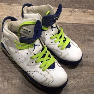 Jordan 6 fierce green